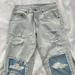 LF Carmen NWOT Distressed Jeans